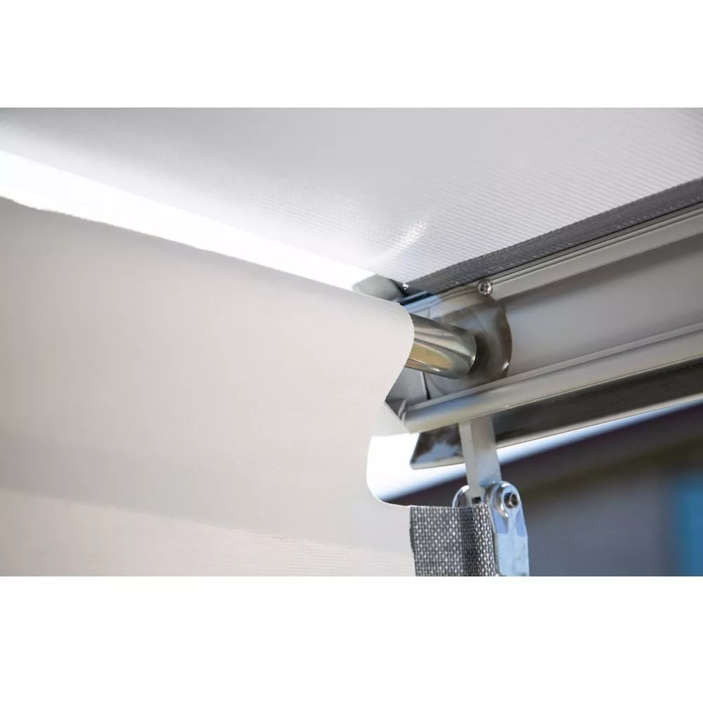 Markisen-Seitenwand DWT Rain Outside Für Campingbusse 6 Markisen-Seitenwand DWT Rain Outside Für Campingbusse – Bild 6