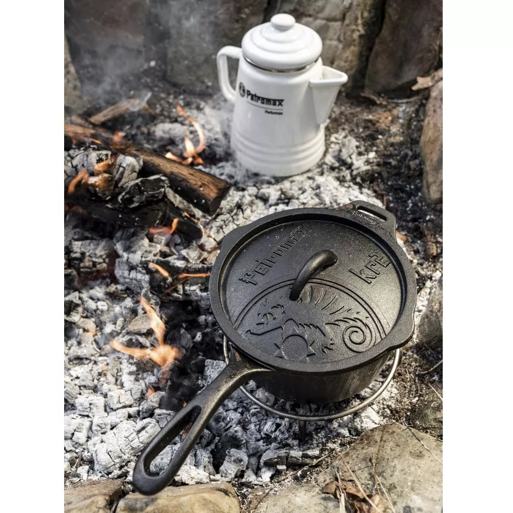 Gusseisen Petromax Kasserolle Kr2, Volumen 2 Liter 7 Gusseisen Petromax Kasserolle Kr2, Volumen 2 Liter – Bild 7