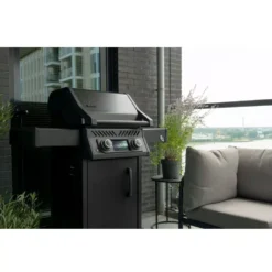 Elektrogrill Napoleon Rogue EQ 365 19 Elektrogrill Napoleon Rogue EQ 365 -Camping Förderung mattschwarzer elektrogrill napoleon rogue eq 365 platz fuer stauraum im grillwagen 1000 9 27817