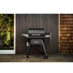 Pellet-Smoker Traeger Ironwood 650 International + Pelletsensor -Camping Förderung pellet grills traeger ironwood 650 smoker black 1000 3 23815