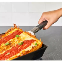 Ooni Pizza-Servierheber -Camping Förderung pizza aus dem blech herausheben ohne boden zu zerbrechen mit pizza servierheber ooni edelstahlzubehoer 1000 3 27393