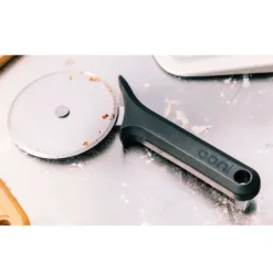 Ooni Profi-Pizzaschneider 5 Ooni Profi-Pizzaschneider -Camping Förderung profi pizzaroller ooni zubehoer pizzaschneiderad 1000 2 25107